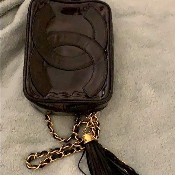 CHANEL CAMERA BAG WITH TASSEL - Picture 3 of 8
